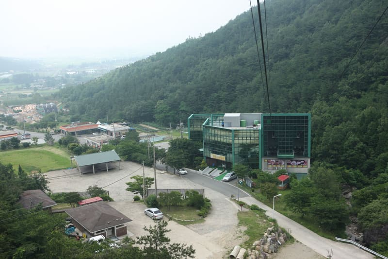 The Duryunsan cable car in Haenam, close to the provincial park lawn where the festival is held