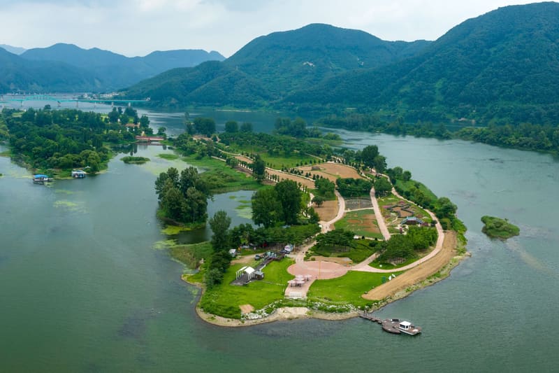 Jarasum island in the Bukhangang River in Gapyeong, the festival grounds, seen from above