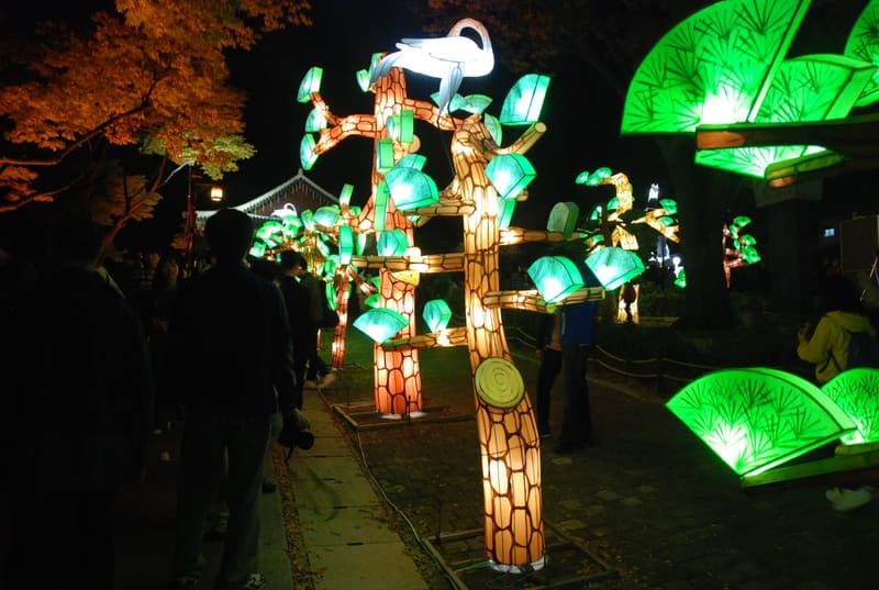 Illuminated lantern figures at the Jinju Namgang Yudeung Festival
